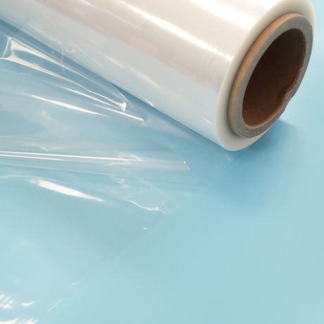 Film d'emballage thermorétractable en polyoléfine réticulée de qualité alimentaire imprimé sur mesure, film rétractable POF transparent flexible avec un fort rétrécissement pour l'emballage extérieur des aliments, des boissons et des produits en général